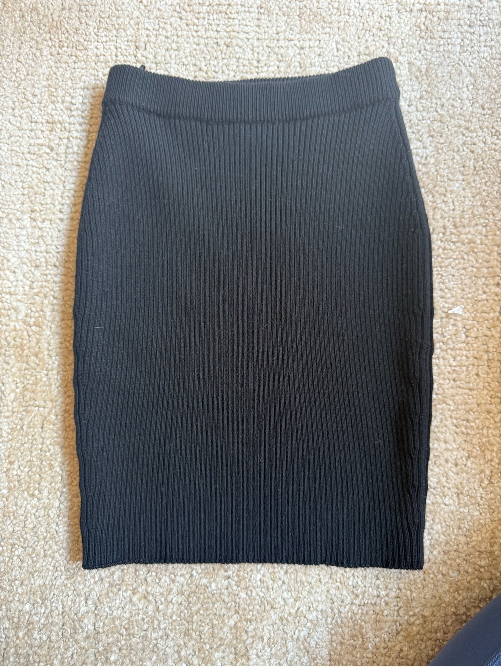 Tom Ford Women’s Black Ribbed Knit Pencil Skirt